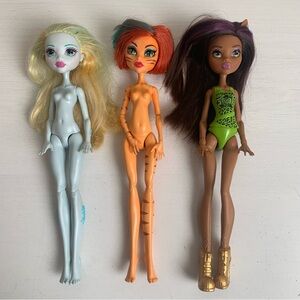 Monster High Dolls Lot of 3 - Lagoona Blue, Toralei Stripe, Clawdeen Wolf